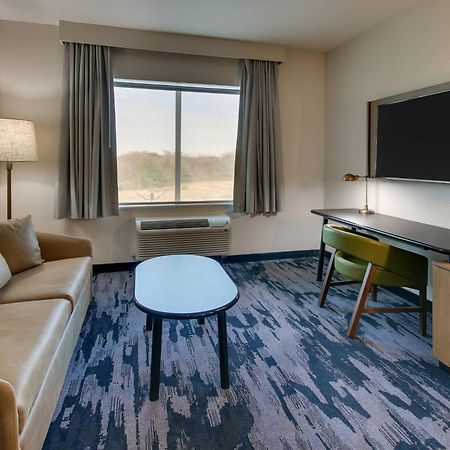 Fairfield Inn And Suites By Marriott Houston Brookhollow Eksteriør billede