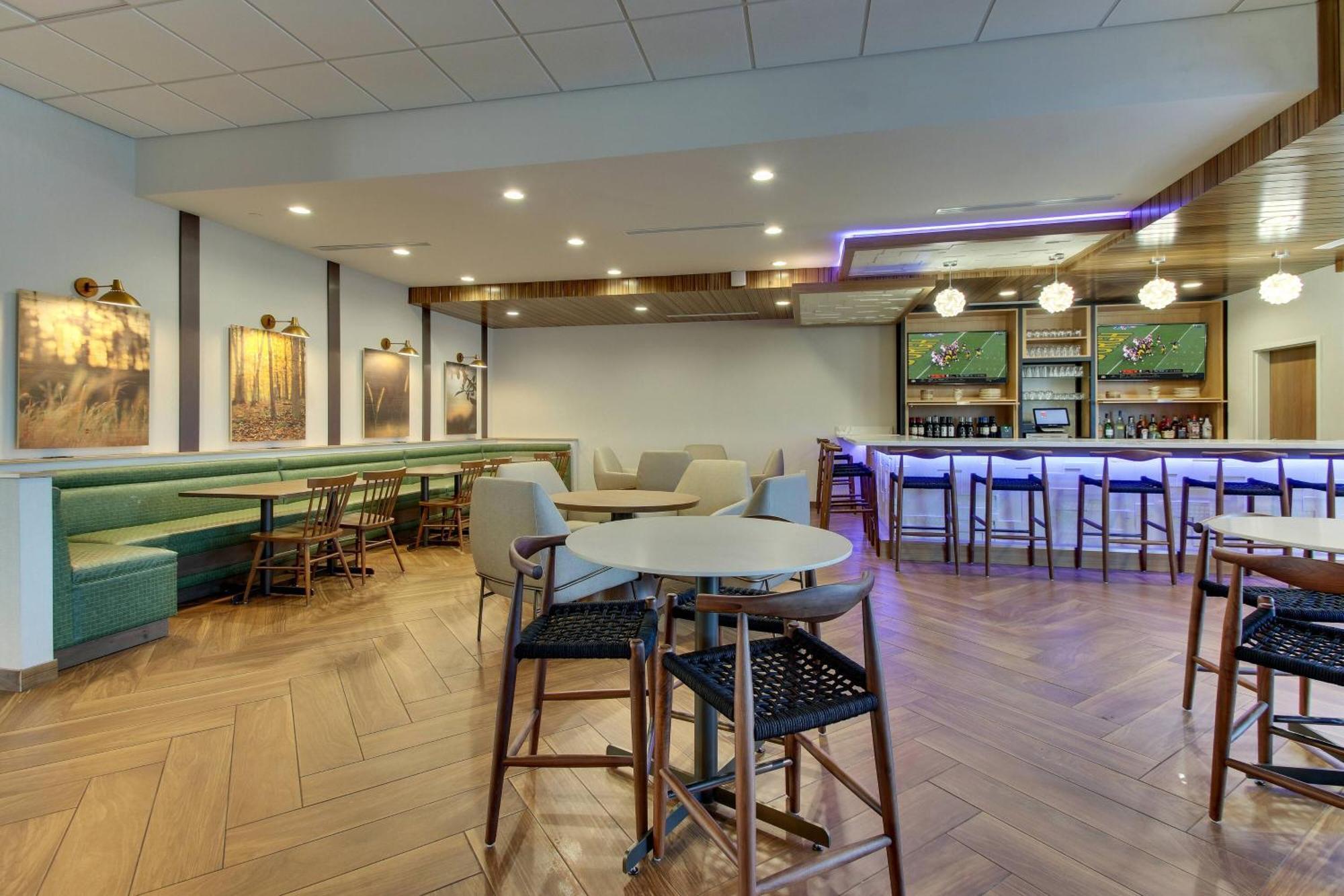 Fairfield Inn And Suites By Marriott Houston Brookhollow Eksteriør billede